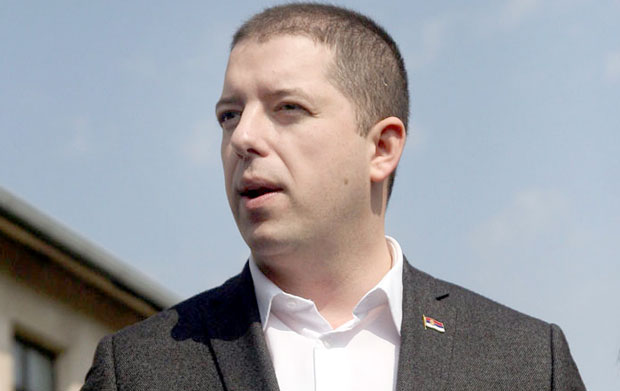 ШПИЈУНКА: Бољи под кошем